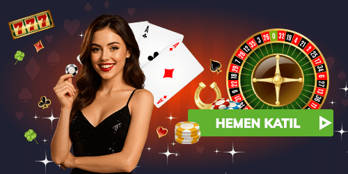 Rulet masası ve kartlarla casino sahnesi